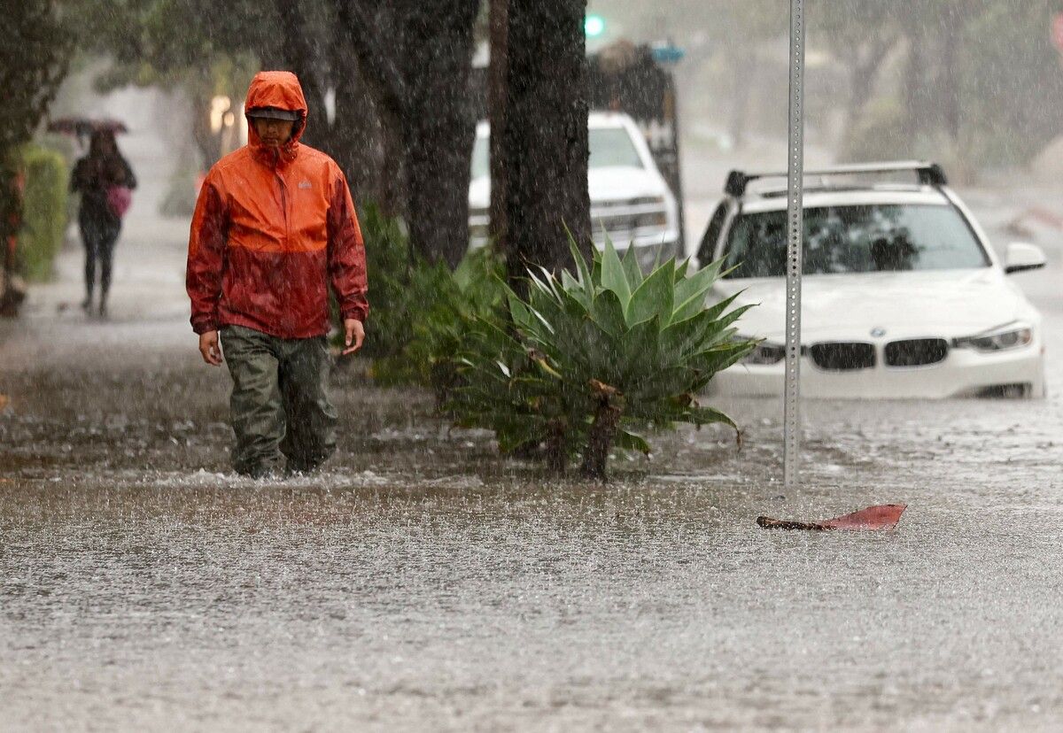 Land unter in Santa Barbara. afp