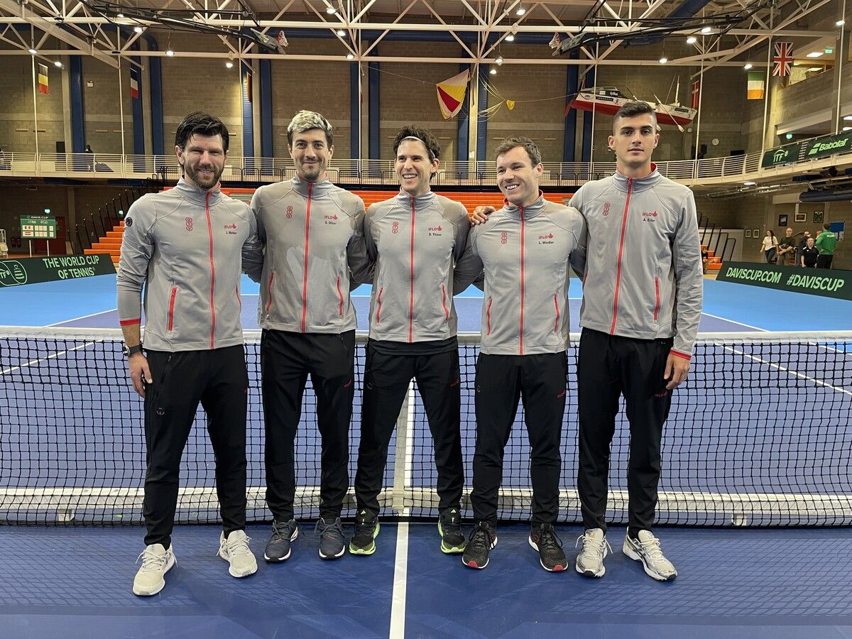 Machen eine gute Figur im neuen iFlow-Outfit: Österreichs Top-Tenniscracks bei ihrem erfolgreichen Auftritt in Limerick.  APA/ÖTV