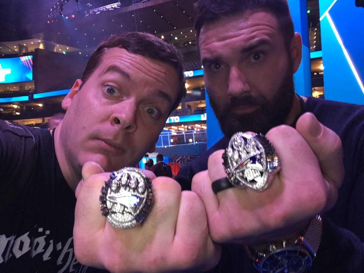 Martin Pfanner (l.) bei der Super-Bowl-Week im Februar 2019 in Atlanta mit dem ehemaligen New-England-Spieler Rob Ninkovich.VN