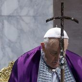 Grippe macht dem Papst zu schaffen