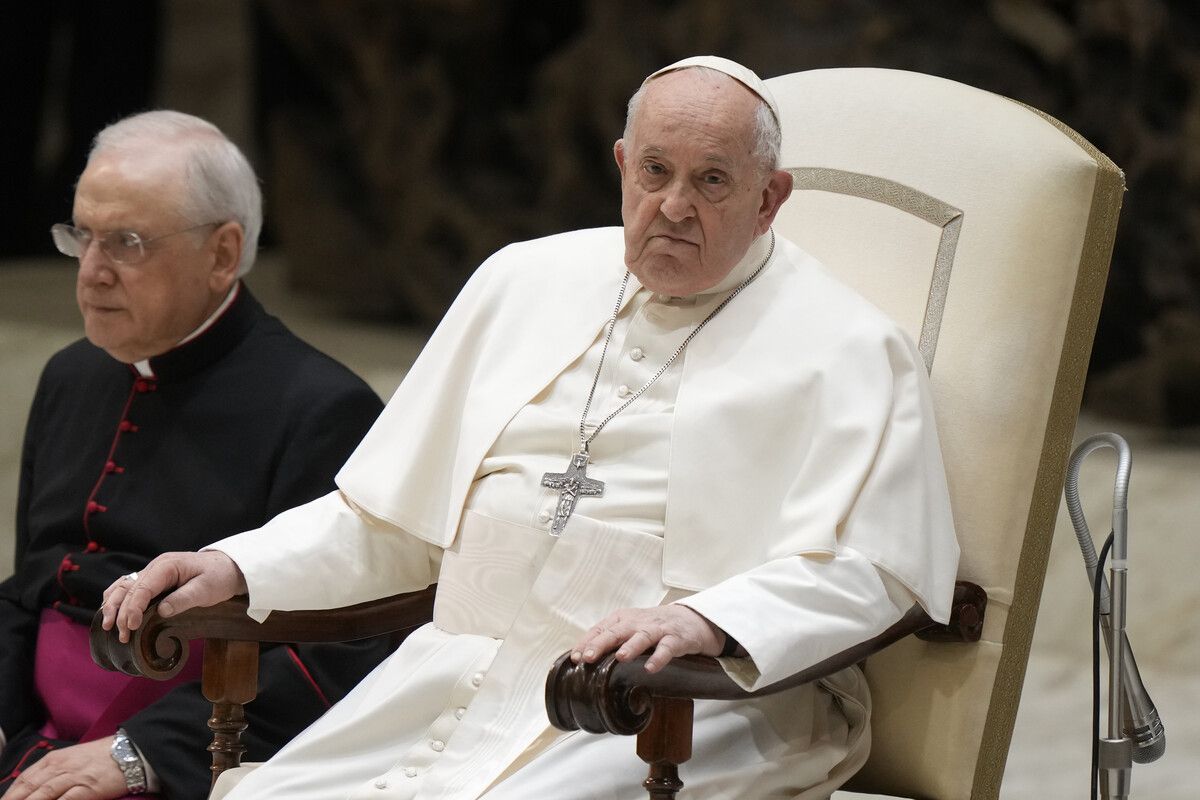 Papst Franziskus wurde nach der Generalaudienz in die Klinik gebracht. AP