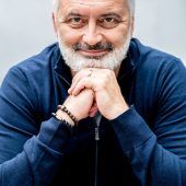 Blum bindet langjährigen Partner an die Firma