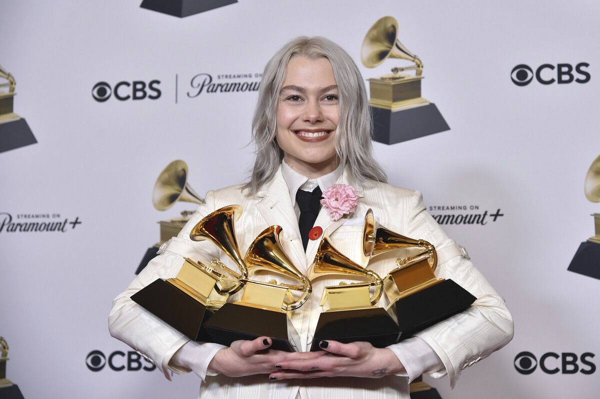 Phoebe Bridgers hatte schwer zu tragen, sie gewann gleich vier Trophäen. ap