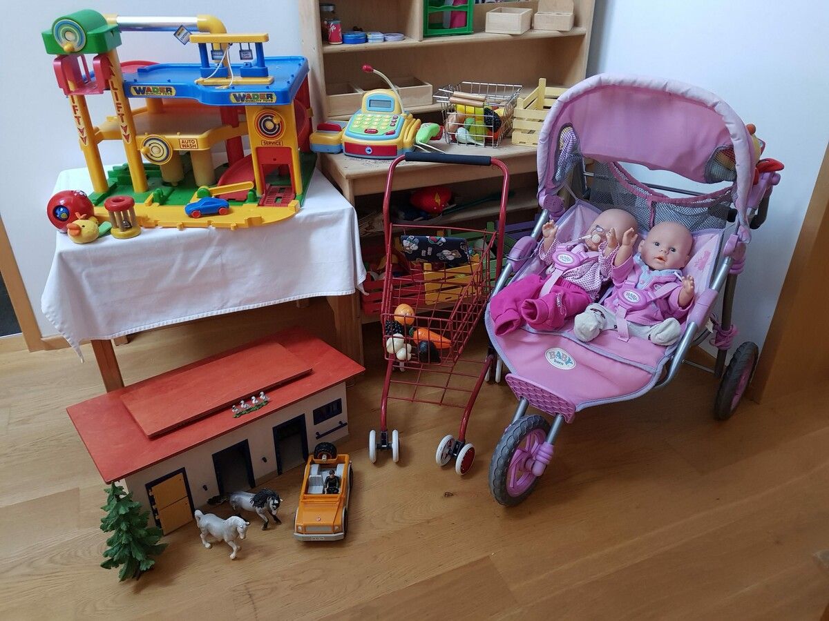 Tolle Schnäppchen beim Basar in Nenzing. em