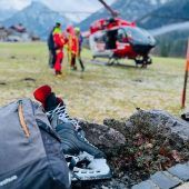 Wanderer mit Schlittschuhen ­verirrten sich