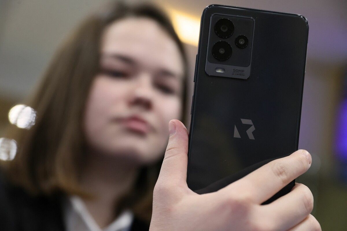 Viele Jugendliche fühlen sich nach dem Scrollen in Social Media schlecht.  afp