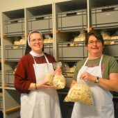 Zu Besuch in der Hostienbäckerei