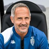 Nur PSG-Coach verdient mehr als Adi Hütter