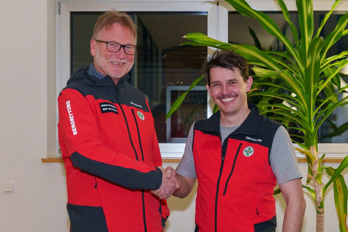 Amtsübergabe Andreas Bodingbauer an Laurens Burtscher.