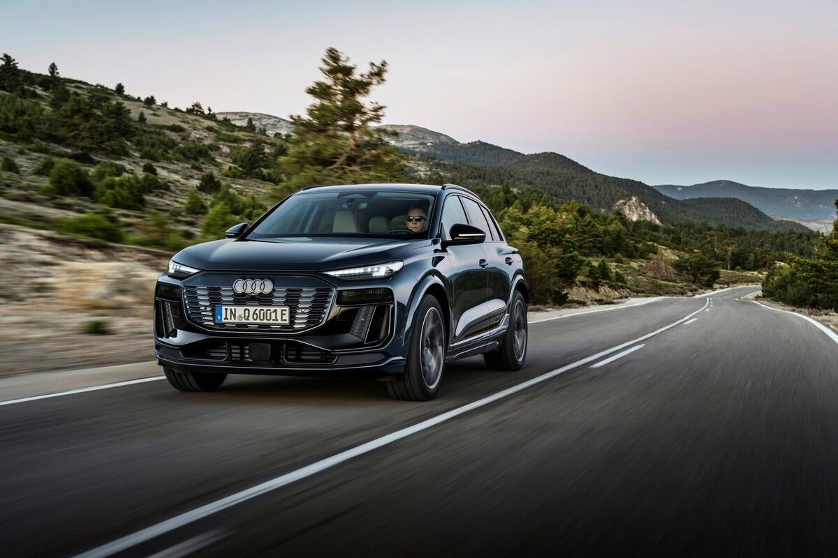 Audi Q6 e-tron: Strom-SUV auf neuer Plattform, mit 800-V-Architektur, 100-kWh-Akku, 625 km Reichweite.