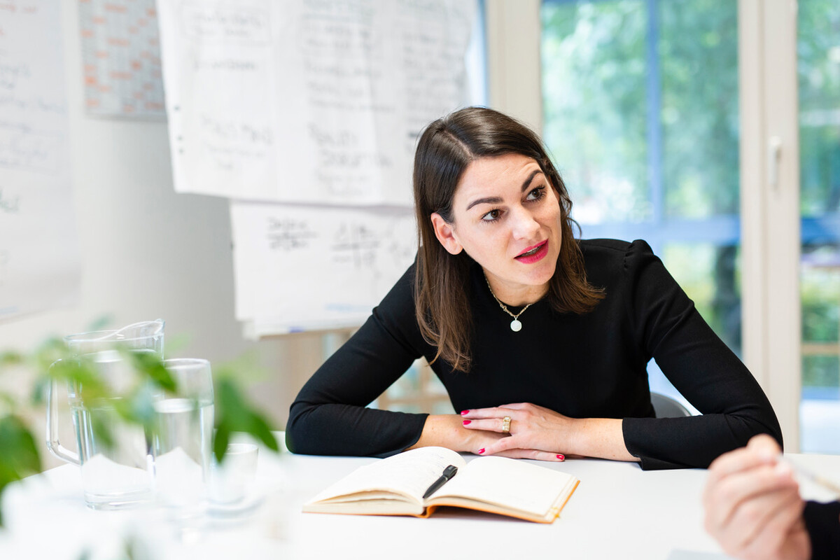 Bettina Steindl ist Geschäftsführerin der CampusVäre – Creative Institute Vorarlberg GmbH. Lisa Dünser