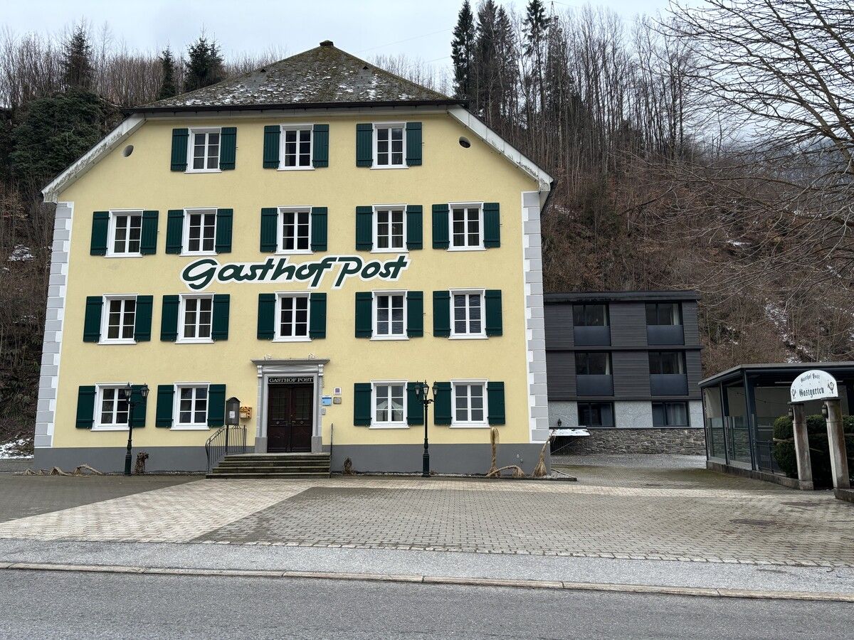 Das Hotel Post soll spätestens zur nächsten Wintersaison wieder seine Pforten öffnen.