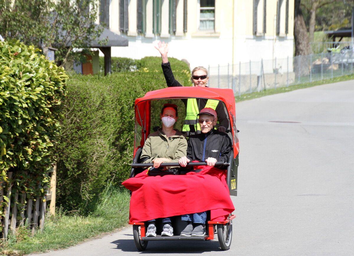 Der Sozialsprengel Leiblachtal sucht nach Piloten für E-Fahrradrikschas.CHF