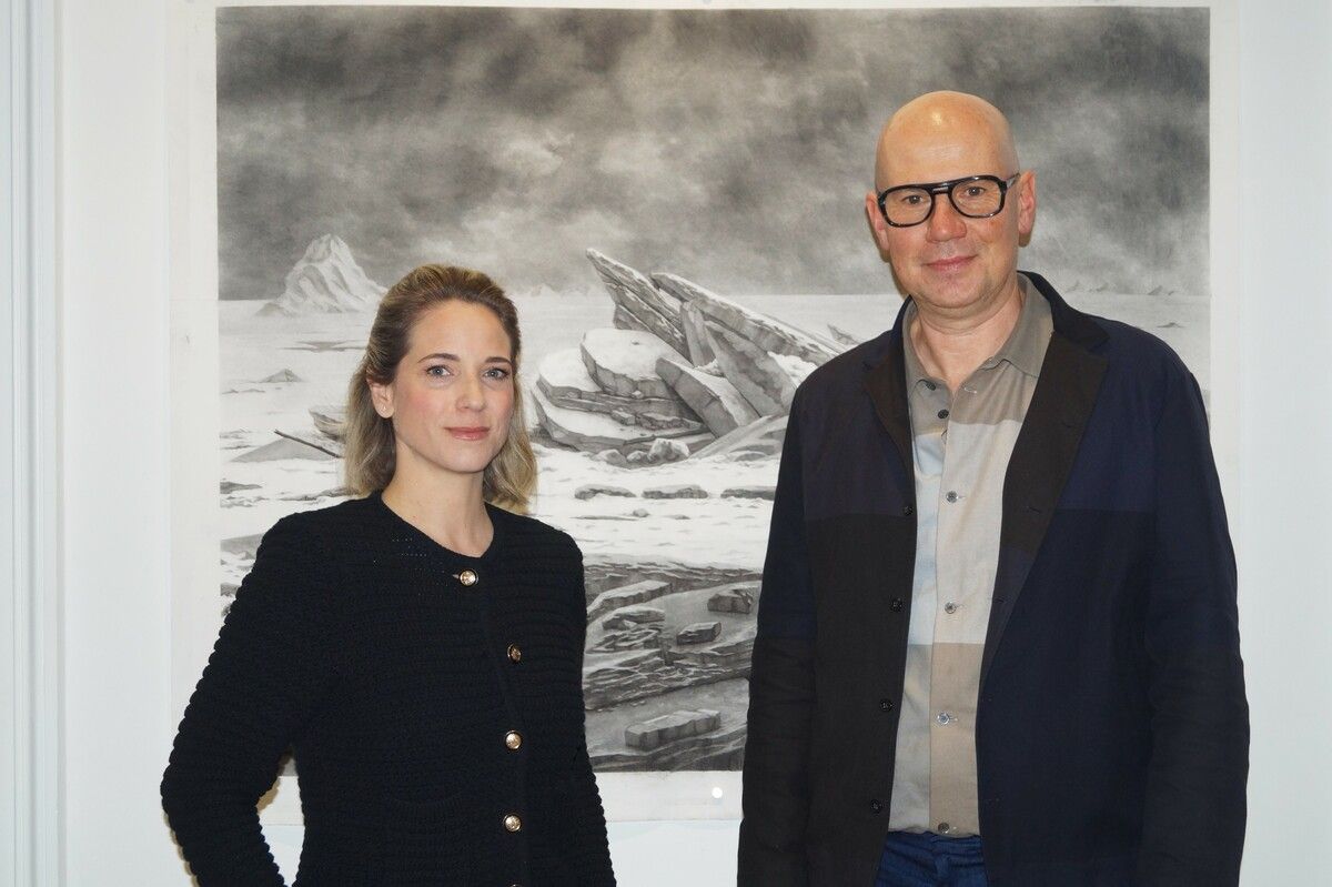 Die Chefkuratorin des Museumsquartiers Wien und der ausstellende Künstler Mathias Kessler. YAS (3)