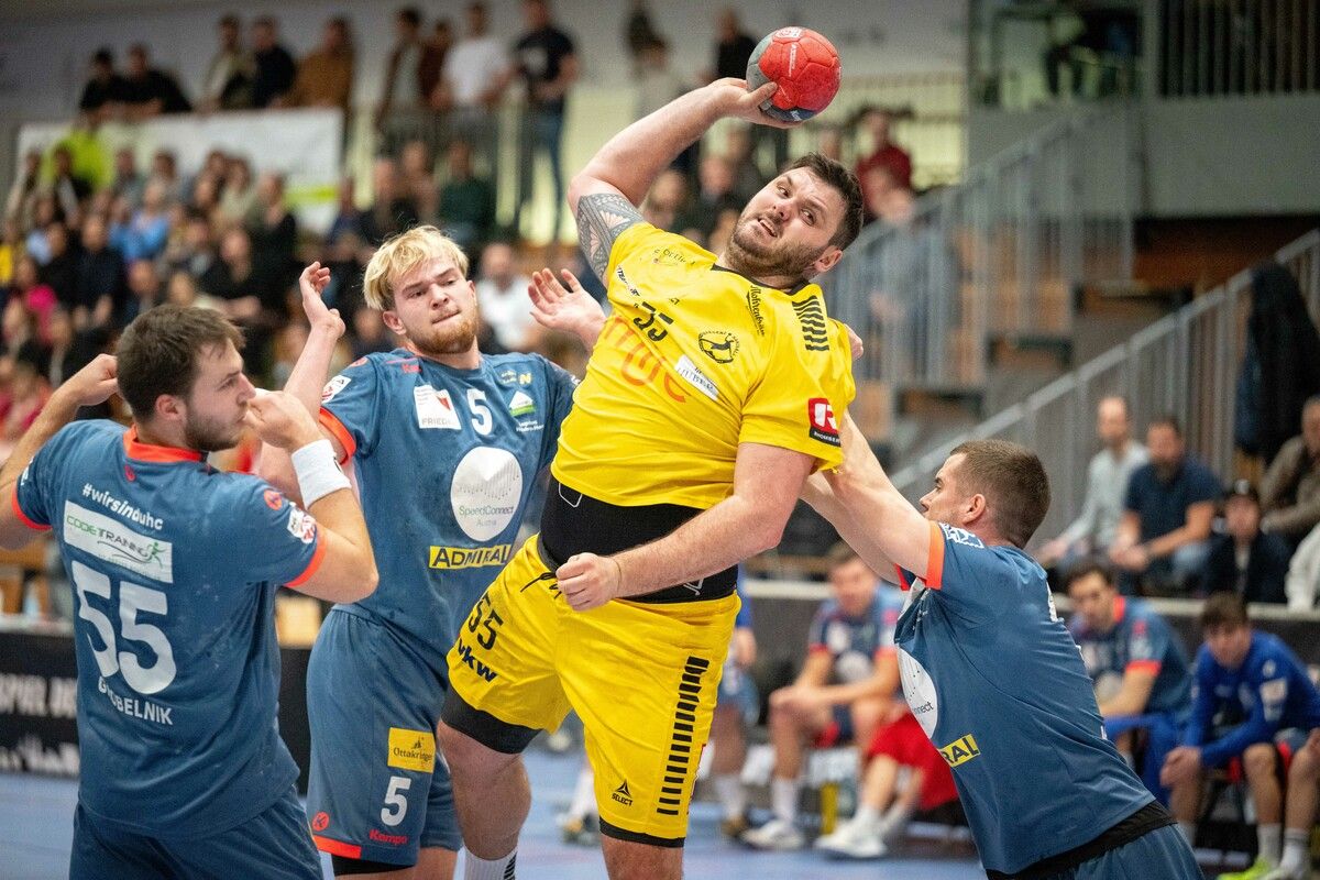 Drei Hollabrunner konnten Tobias Wagner nicht stoppen.Rhomberg