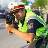 Ab heute droht Extremrasern die Beschlagnahme ihres Fahrzeugs. »A8