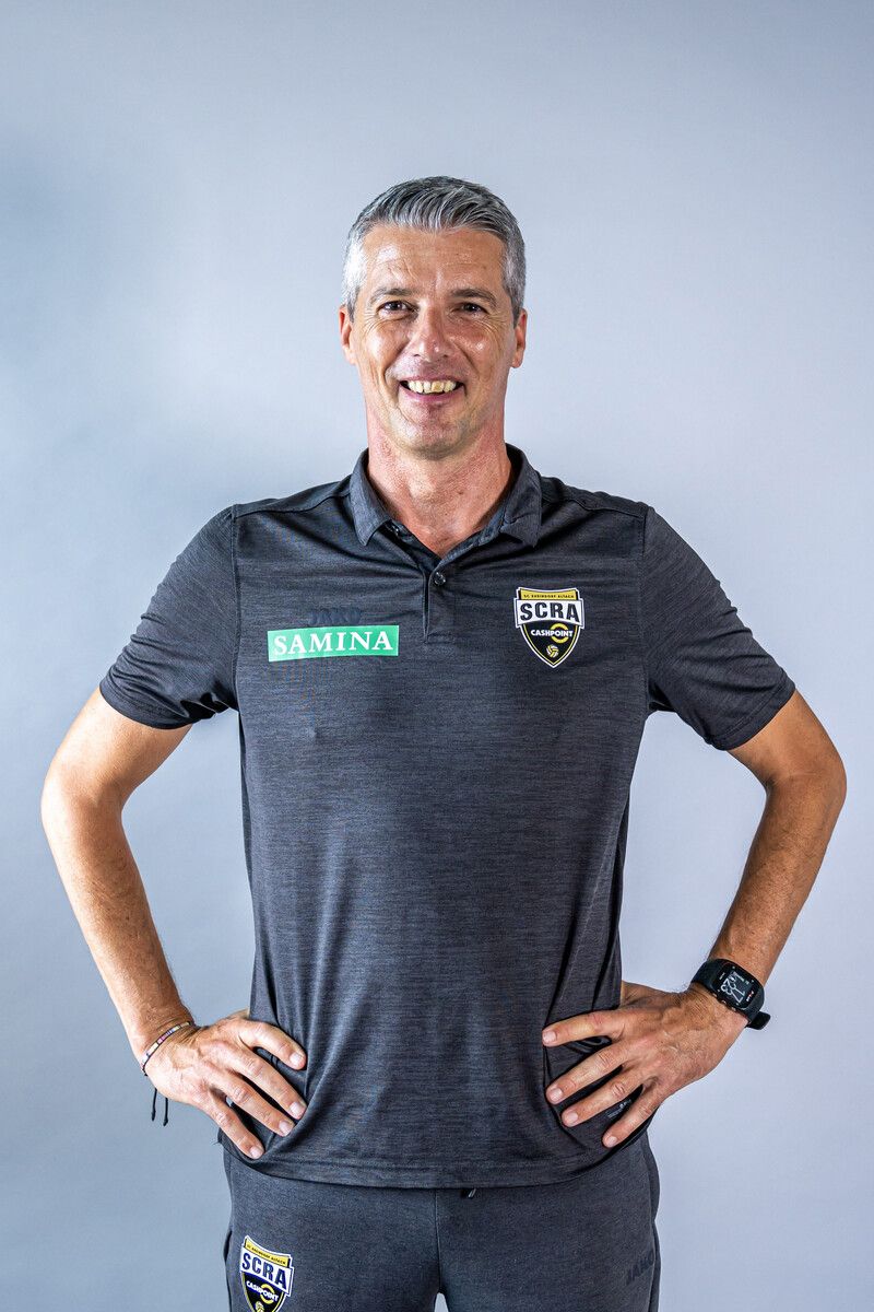 Juniors-Coach Bernhard Summer feiert heute seinen 58. Geburtstag.⇒meier