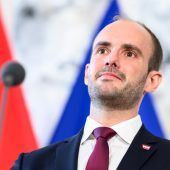 Politik in Kürze