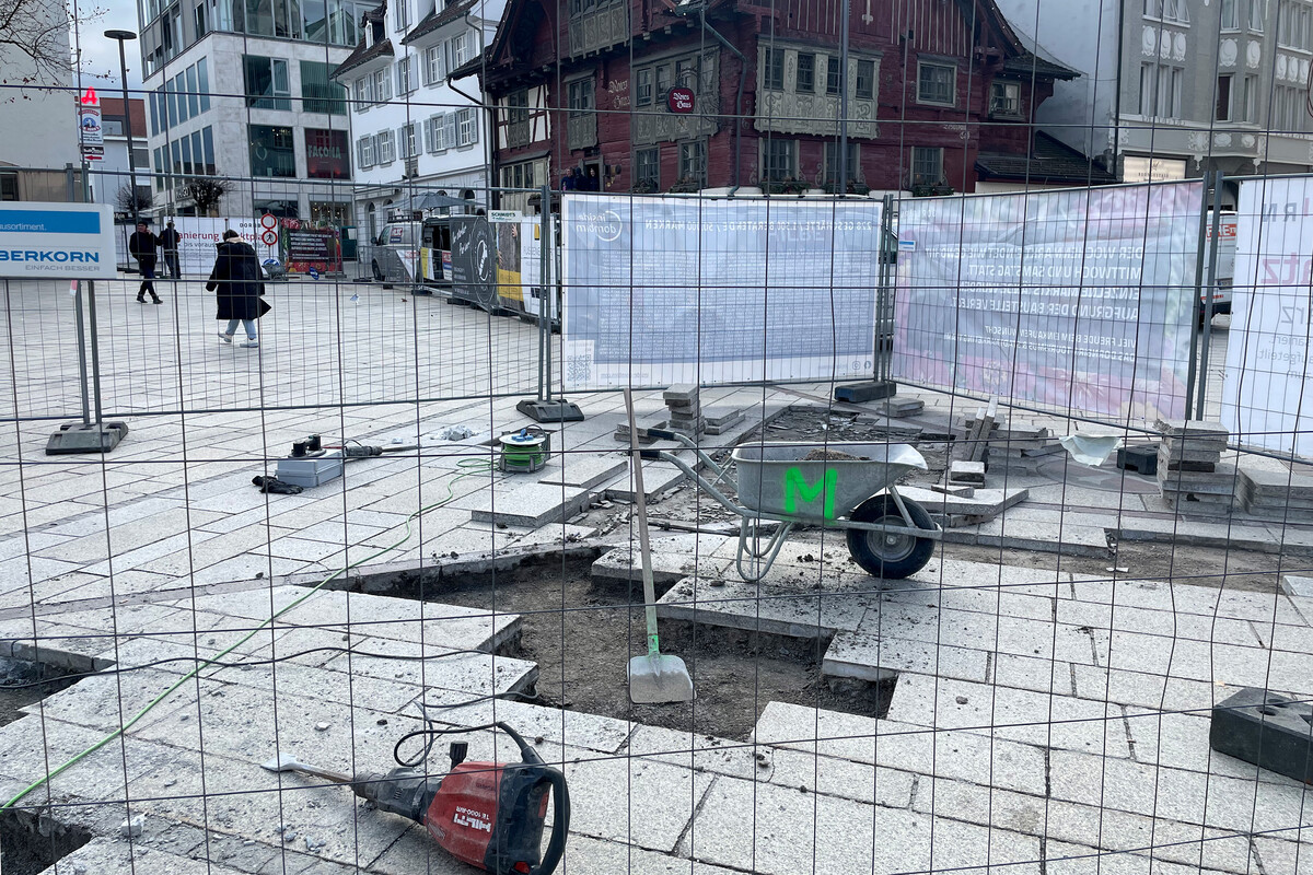 Fußgänger können die Innenstadt und Geschäfte trotz Baumaßnahmen problemlos erreichen, verspricht man im Rathaus.Stadt Dorbirn