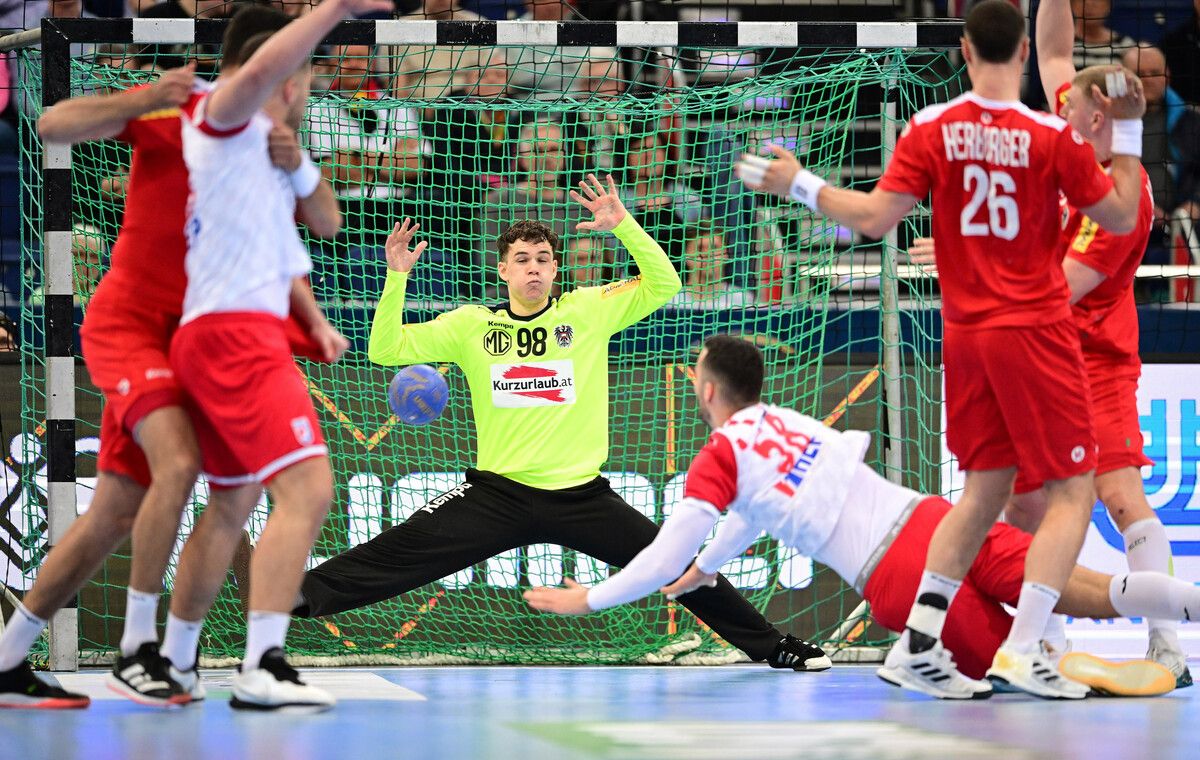 Goalie Constantin Möstl konnte nicht ganz an die Leistungen bei der EURO anschließen und brachte es auf acht Paraden bei 38 Würfen. GEPA