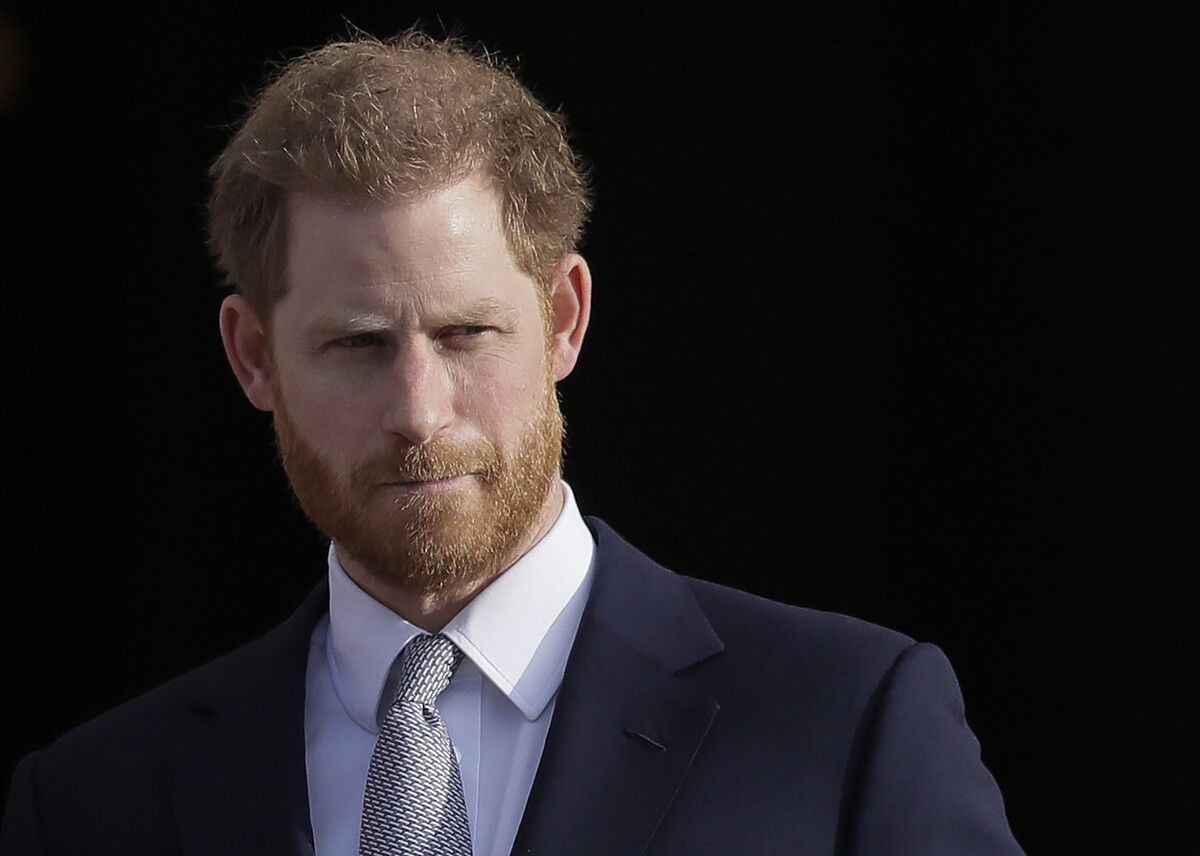 Harry und weitere Kläger versuchen, ihre Klage um Vorwürfe gegen den Verlag zu erweitern. AP
