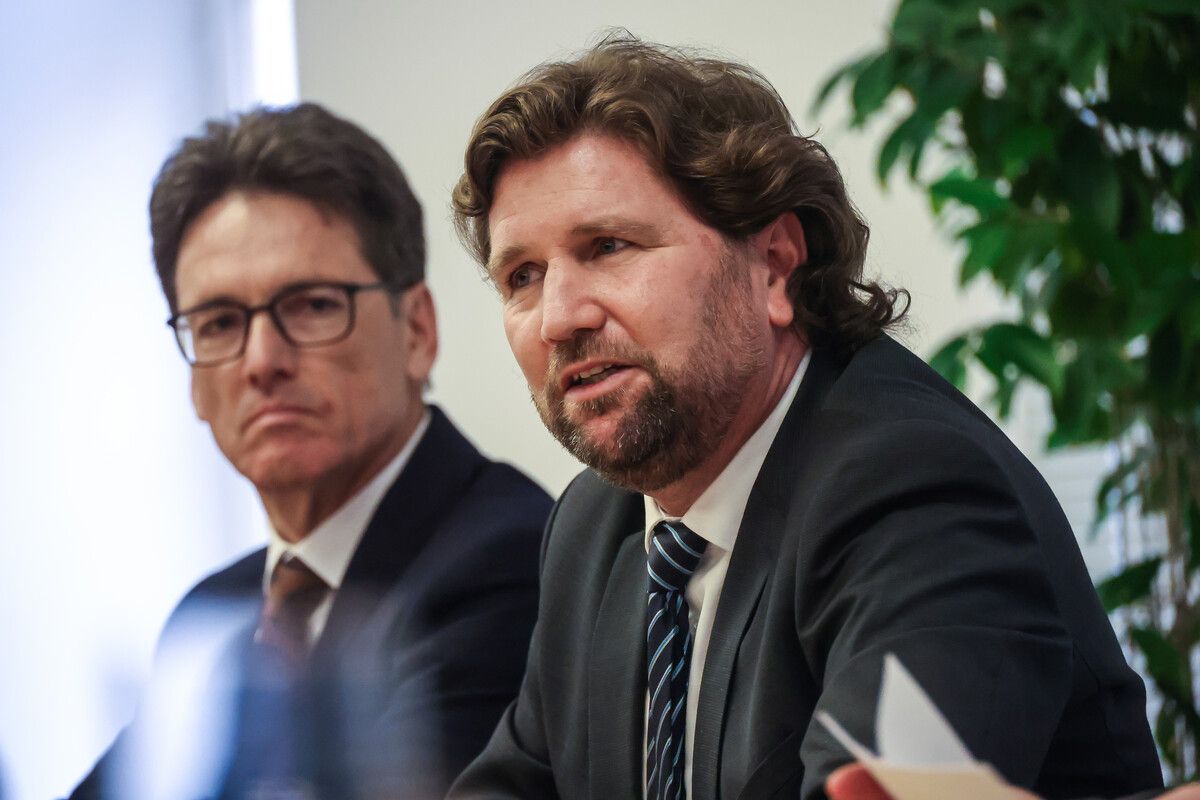 Hypo-Vorstand stellt sich am Mittwoch den Abgeordneten. VN/Steurer