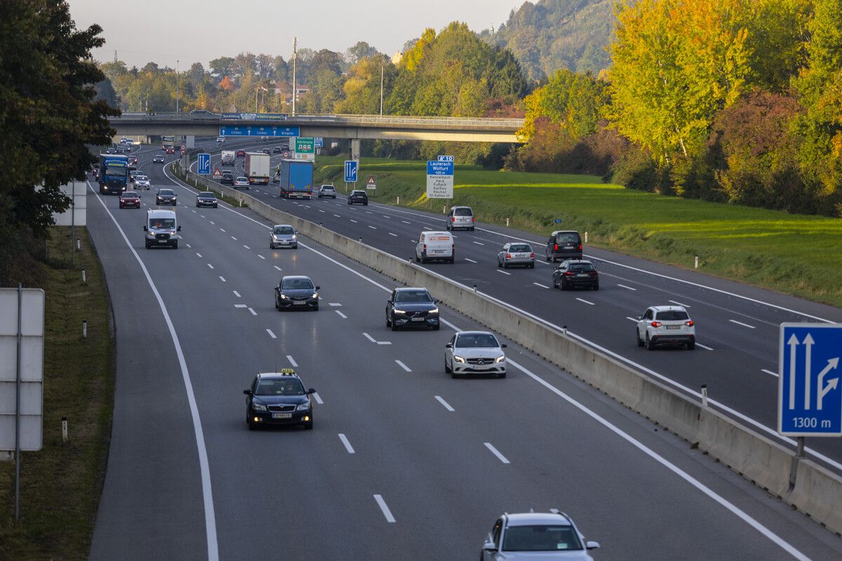 Im Bereich Bregenz-Dornbirn wurden schon 2022 mehr Fahrzeuge als vor Corona gezählt. Bei Wolfurt-Lauterach gab es einen weiteren Zuwachs. VN/Paulitsch
