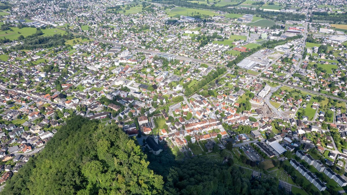 Im Rheintal ist Wohnen besonders teuer. Das Wohnpaket soll dem ein wenig entgegensteuern. VN/STEURER