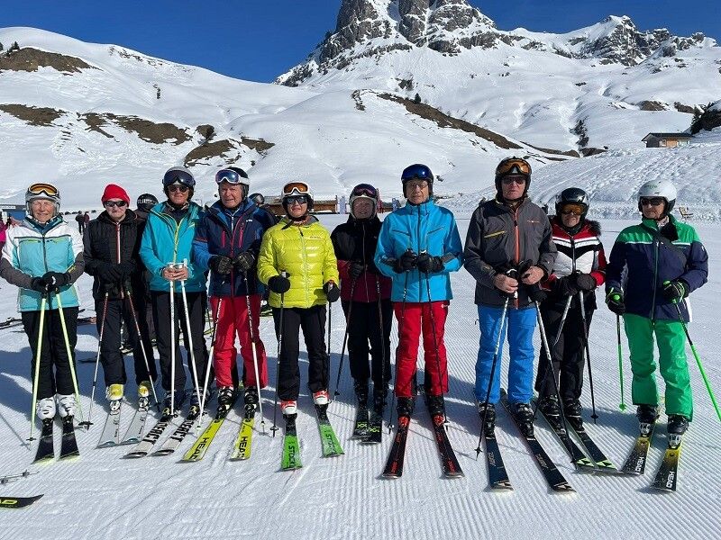 Kaiserwetter beglückte die PVÖ-Skifahrer.PVÖ
