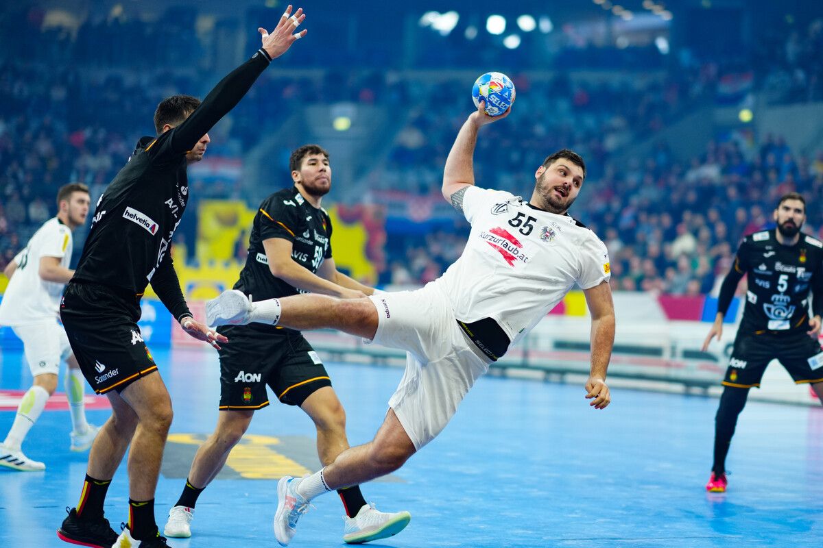 Mit den leidenschaftlichen Auftritten bei der EURO haben sich Tobias Wagner und Österreichs Handballer viel Respekt und Ansehen erspielt. Nun geht es in Hannover um einen Startplatz bei den Olympischen Spielen in Paris.APA