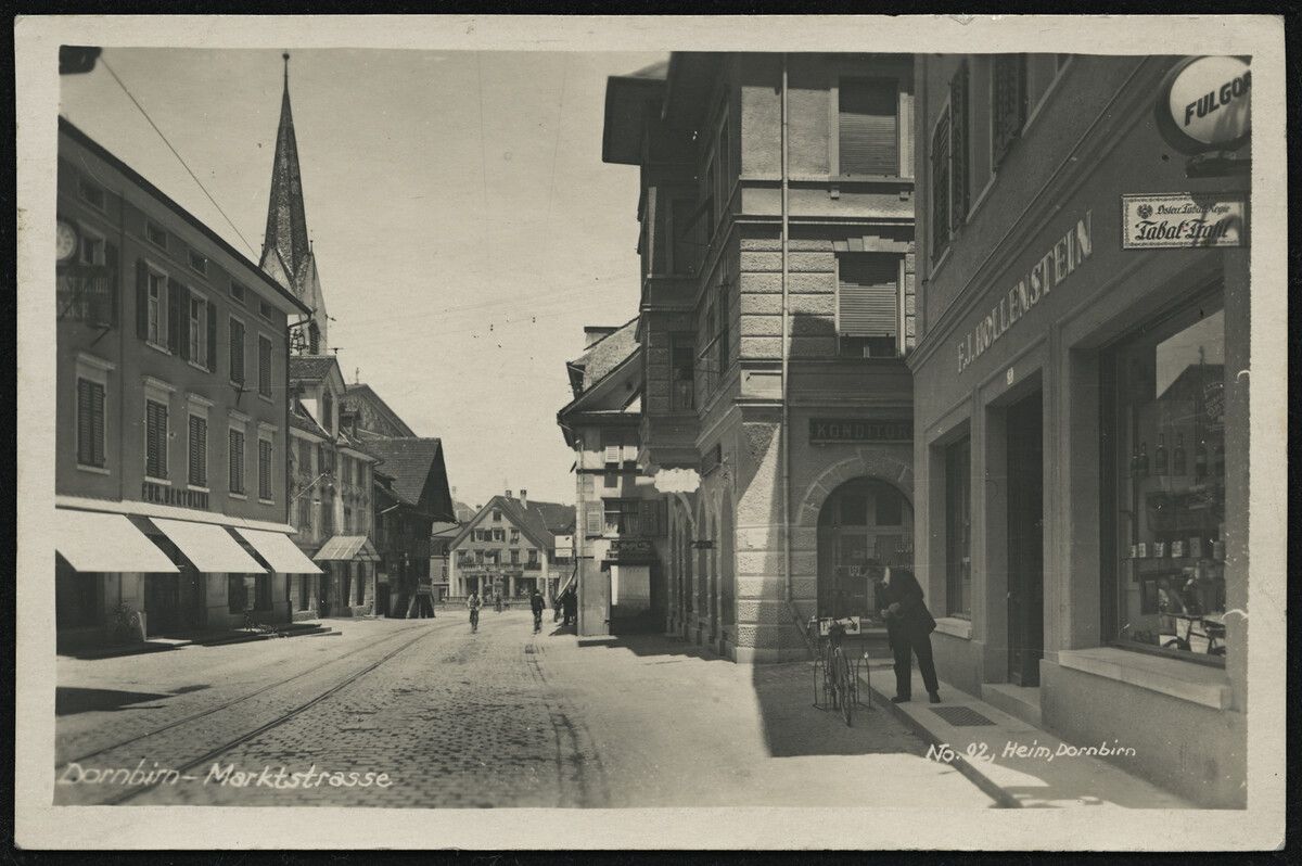 Nicht datiert ist das Foto dieser Szene aus der Marktstraße.