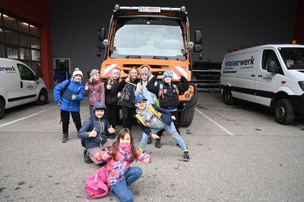 Schüler der VS Obdorf erkundete städtische Betriebe beim „Schaffar-Tag“.