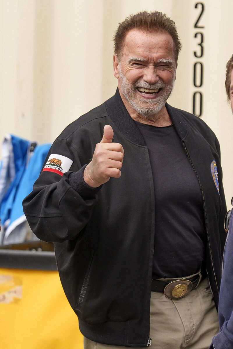 Schwarzenegger versicherte, dass er sich nach der OP wieder toll fühle.Ap