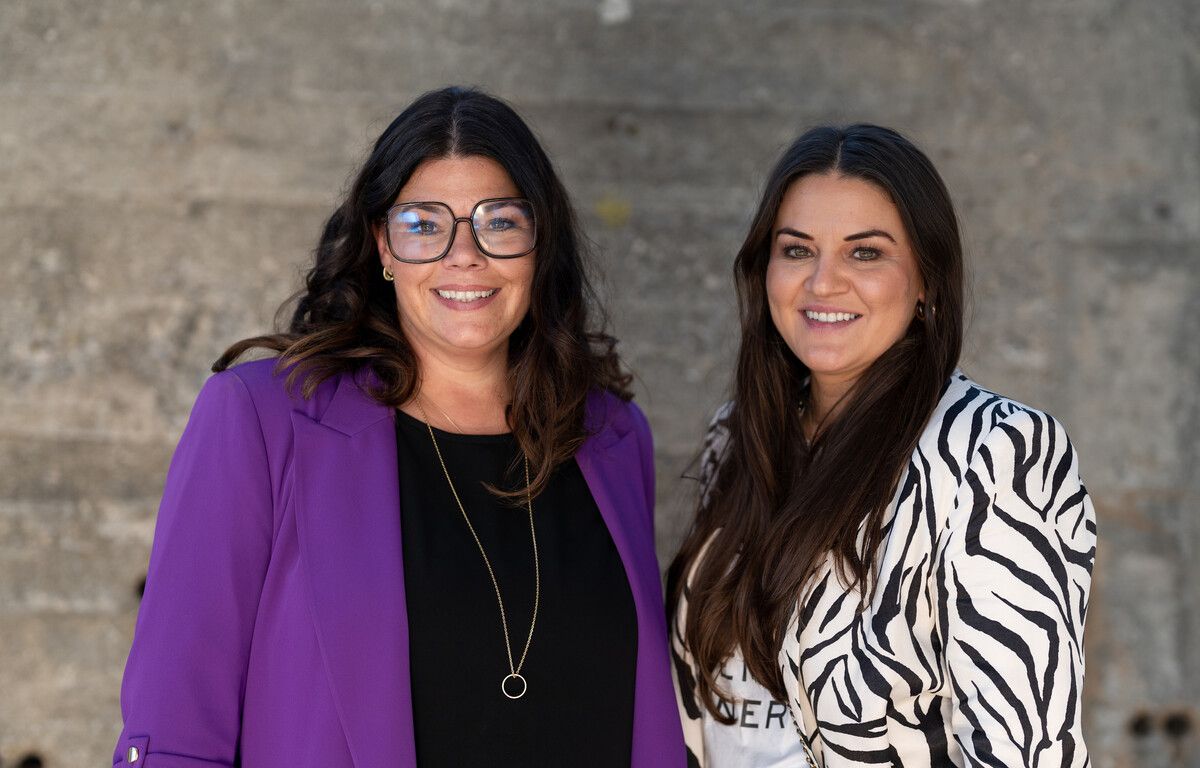 Verena Eugster und Patricia Zupan-Eugster sind seit geraumer Zeit das Bild der weiblichen Führungskraft. Mit ihrem Unternehmen W3 Create veranstalten sie Sport- und Lifestyleevents in vier Ländern, und das mit rund 40.000 Besucher pro Jahr. Unter anderem ebenfalls das „Female Future Festival“, bei dem sie versuchen Frauen zu ermutigen. Heuer findet das Event bereits zum sechsten Mal in Bregenz statt. „Das Motto ist dieses Jahr ‘BEcome A LEADER’, weil wir es wichtig finden, dass unsere Teilnehmerinnen in Führung kommen.” Zum Weltfrauentag haben sie nur einen Wunsch, nämlich, dass es ihn bald nicht mehr braucht: “Es soll völlig normal werden, dass in jedem Medium und auf jeder Plattform, in jedem Netzwerk Frauen wie Männer die gleiche Aufmerksamkeit und Chancen bekommen.”