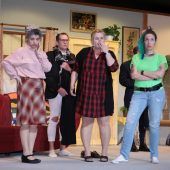 Erfolgreiche Theatersaison und zahlreiche Spenden
