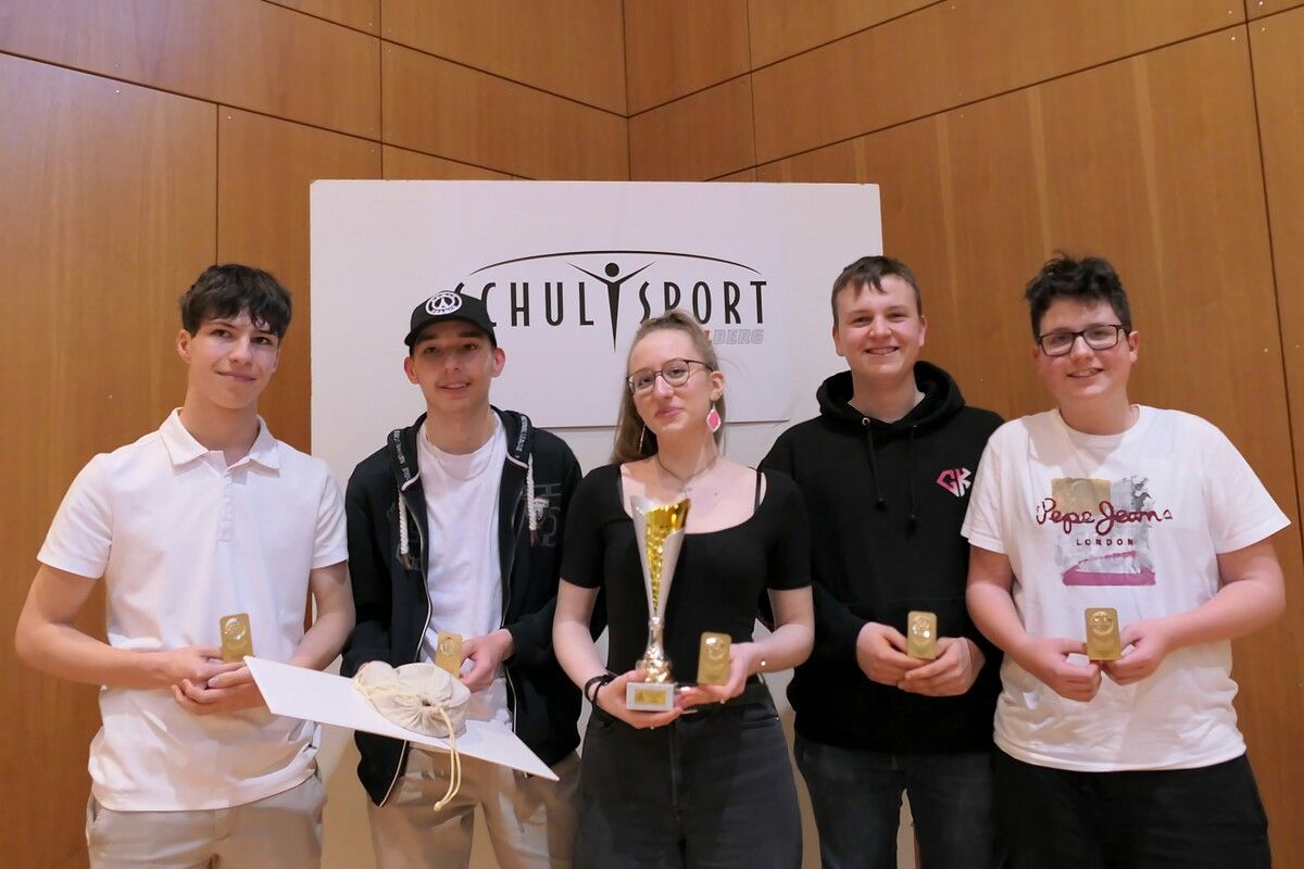Das BG/BRG Feldkirch Rebberggasse wurde im Schulschach der Oberstufen Sieger und tritt nun österreichweit an. privat
