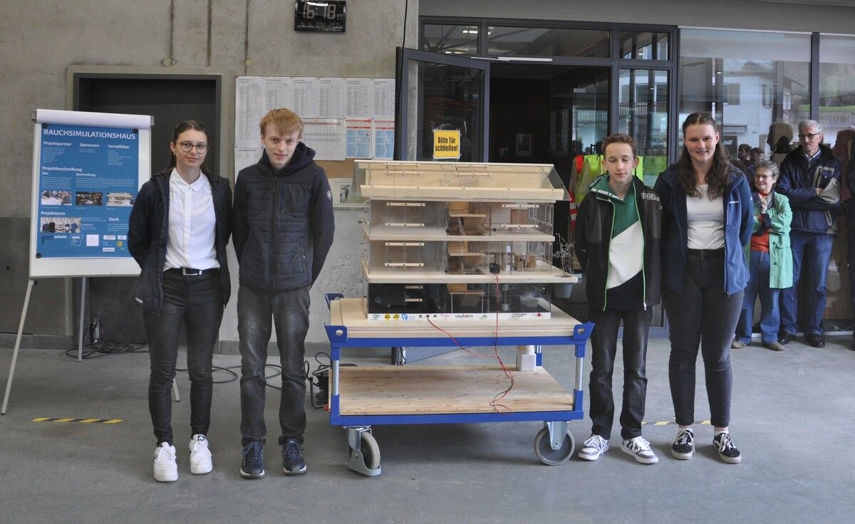 Das „Rauchsimulationshaus“ von Aurelia Ritter, Tobias Mätzler, Andreas Mätzler und Katrin Felder wurde zum Siegerprojekt gekürt.