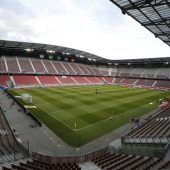 Ski und Snowboard  im Fußballstadion
