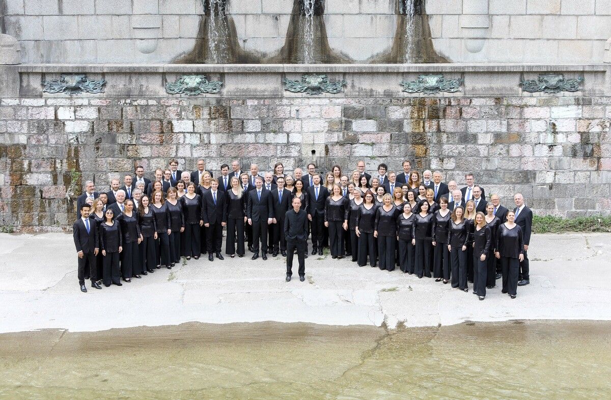 Der 80-köpfige Chor des Wiener Konzerthauses führt gemeinsam mit dem SOV das Oratorium „Paulus“ von Mendelssohn Bartholdy auf. nini tschavoll