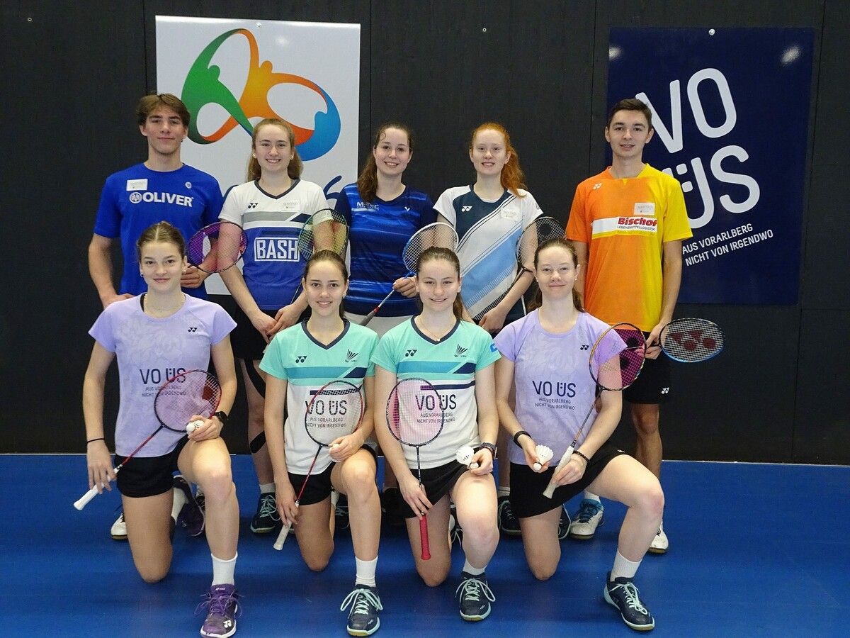 Der aktuelle VBV-Kader: v.l. hintere Reihe: Jakob Rinner, Lena Rumpold, Sarah Dlapka, Anja Rumpold, Ilija Nicolussi / v.l. vordere Reihe: Amelie Thurnher, Jana Weissenbach, Matilda Simma, Fiona Scrinzi. cth (2)
