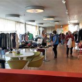 Flohmarkt bei der Kirche St. Kolumban