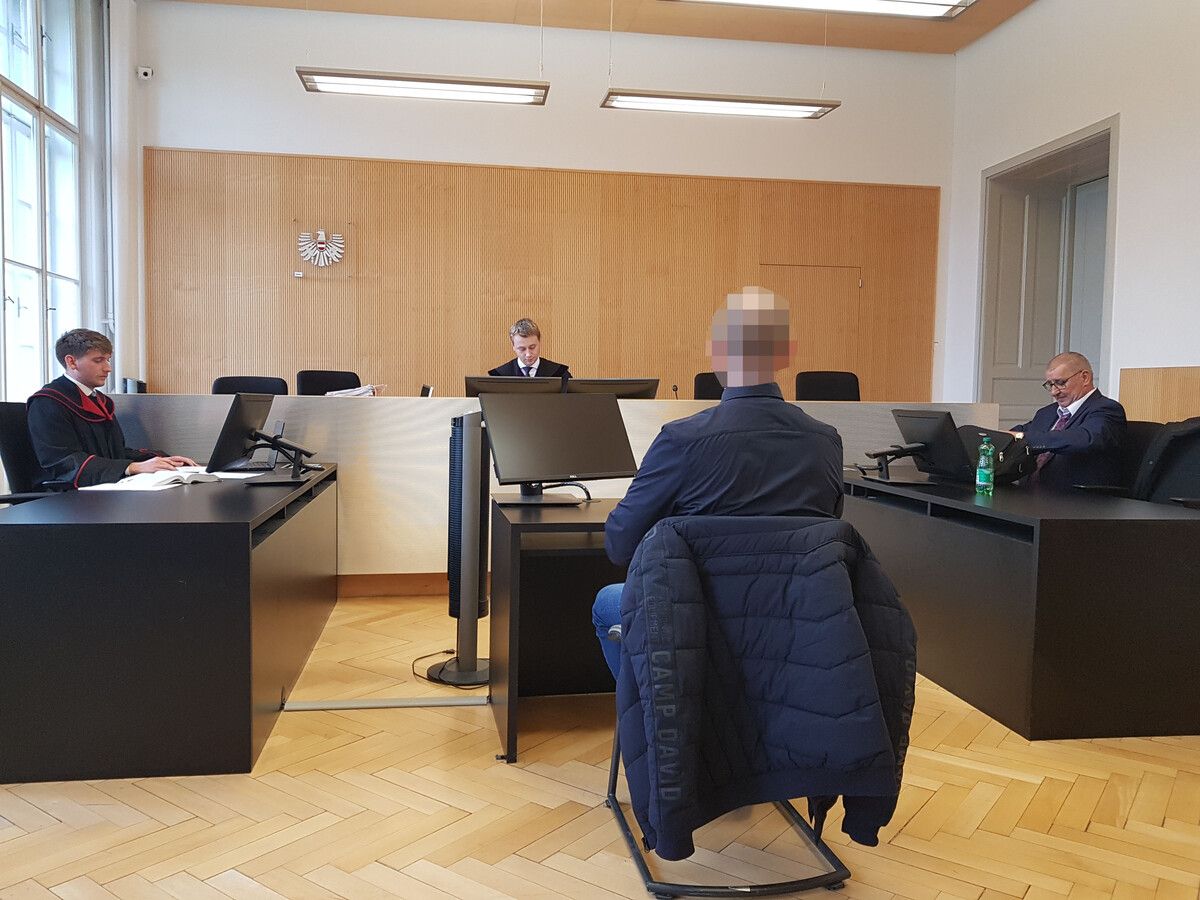 Der Angeklagte beteuerte am Dienstag seine Unschuld. EC