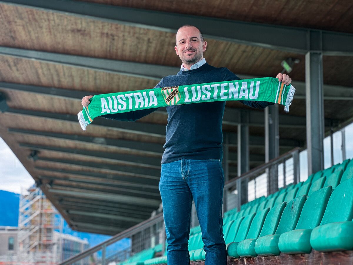 Der Italiener Mirco Papaleo (34) wird im Juni die Nachfolge von Alexander Schneider als Sportdirektor der Austria antreten.SCA