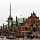 Historisches Gebäude in Flammen