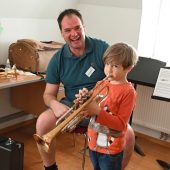 Cello, Trompete und Co. einmal ausprobiert