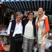 Flohmarkt lockte mit Schnäppchen
