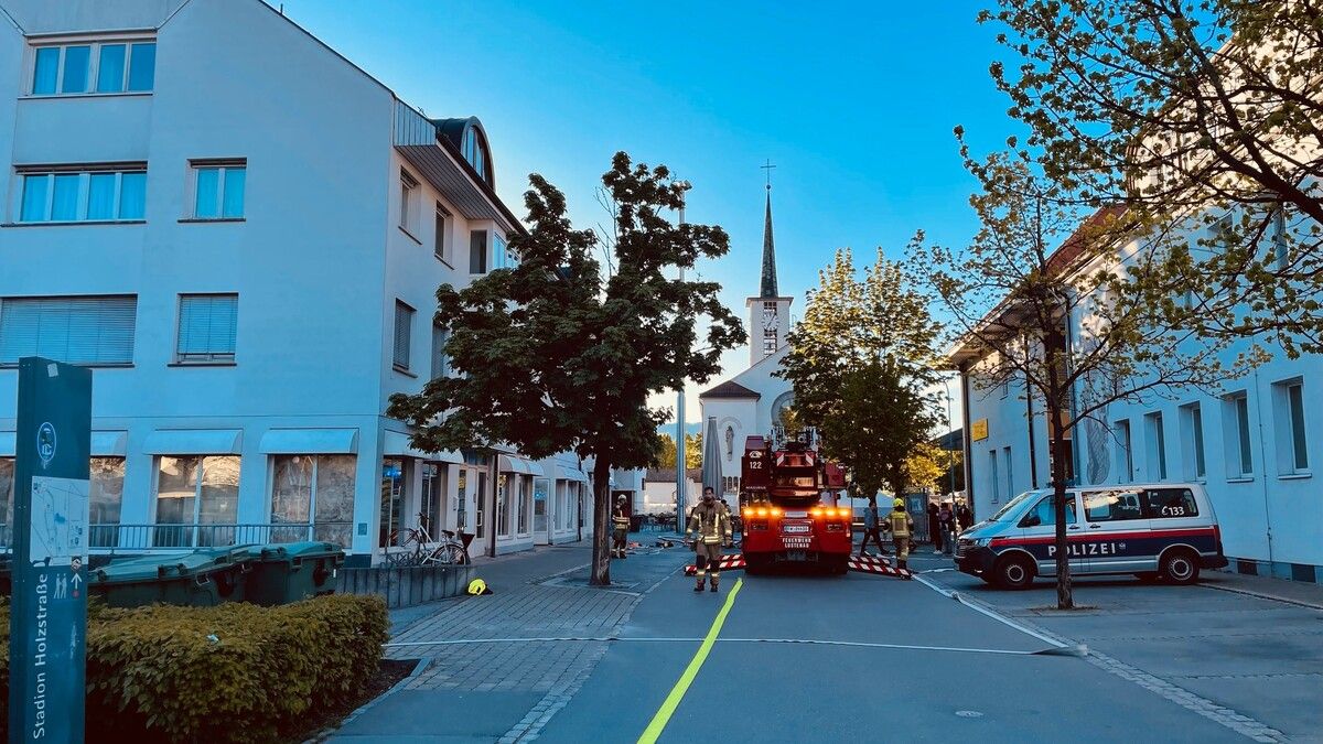 Ein verbrannter Kochtopf sorgte für einen Feuerwehreinsatz in der Kirchstraße. FW Lustenau