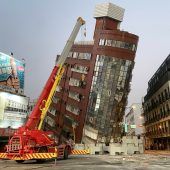 Schweres Beben vor Taiwan