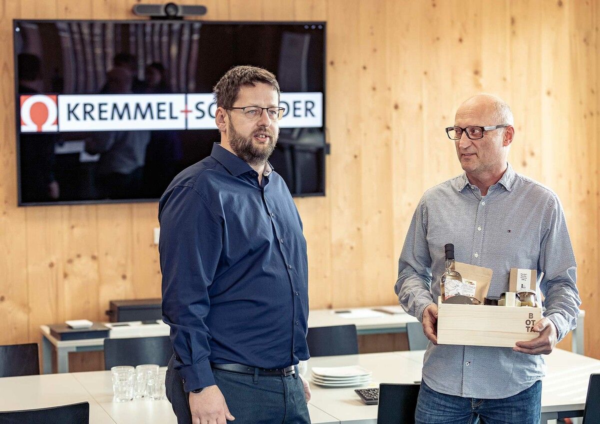 Geschäftsführer Patrick Sotelschek mit Gründer Christian Schneider. l.Hämmerle