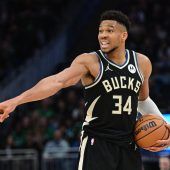 Entwarnung bei  Antetokounmpo